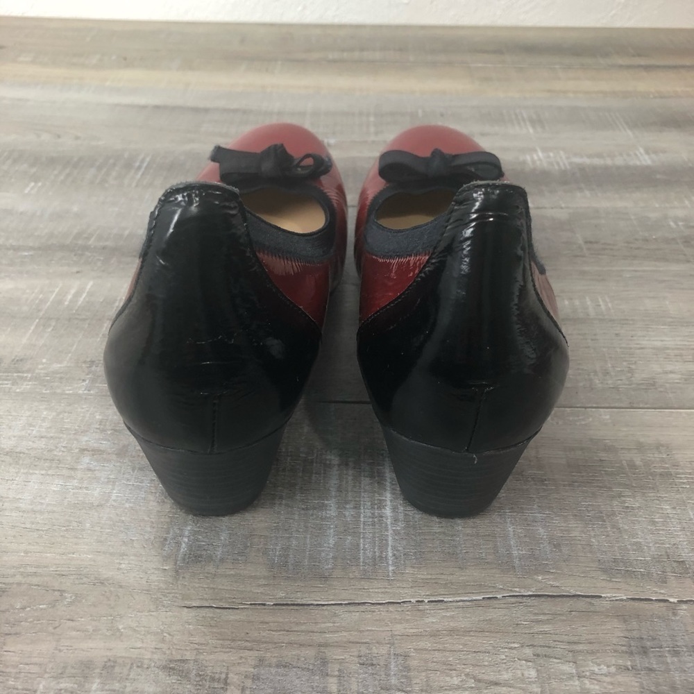 Andiamo Red Patent Leather Black Trim Dress Flats Size 39 EU - Picture 5 of 6